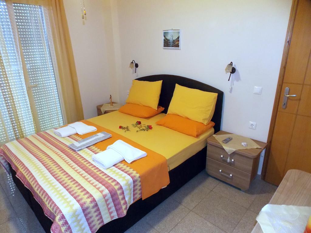 Nikos Apartments Ormos Panagias Habitación foto